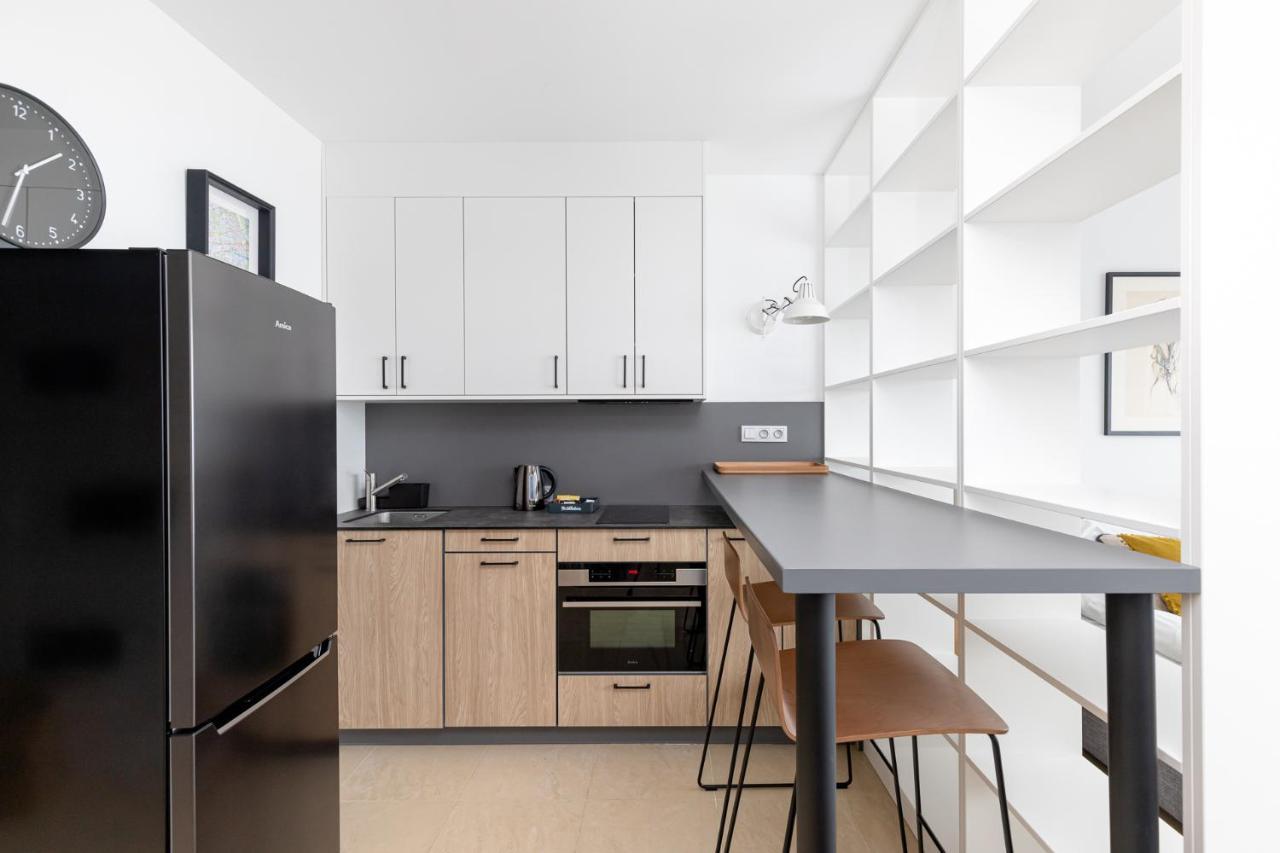 Sierpinskiego 1a - With Balcony & Desk - Remote Work By Renters Warschau